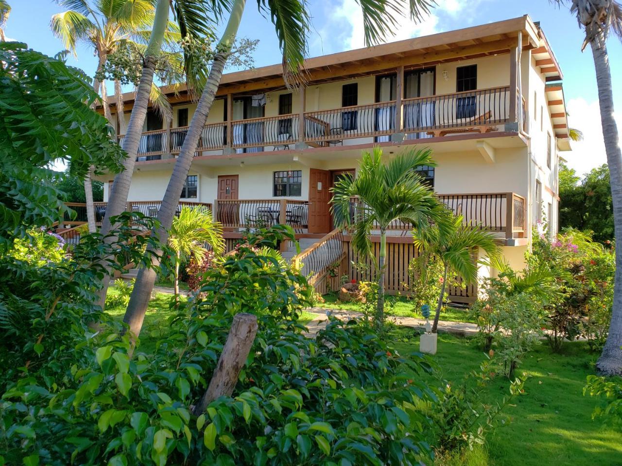 Bayview Vacation Apartments Spanish Town Esterno foto
