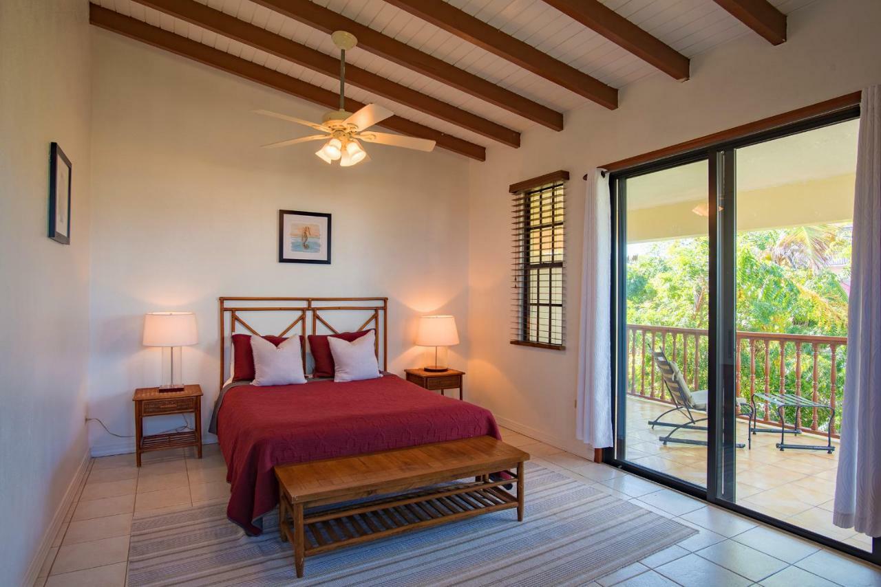 Bayview Vacation Apartments Spanish Town Esterno foto