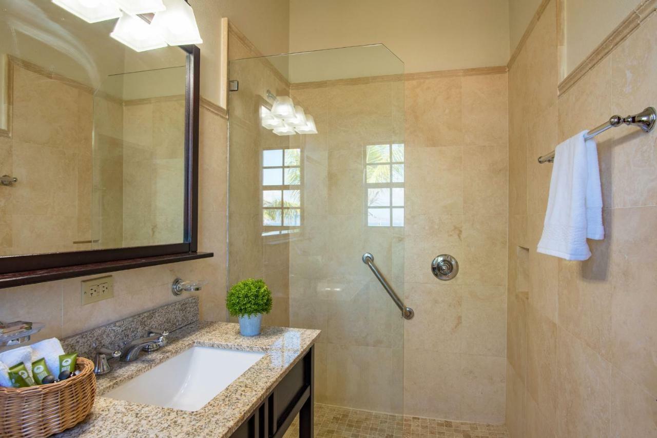 Bayview Vacation Apartments Spanish Town Esterno foto