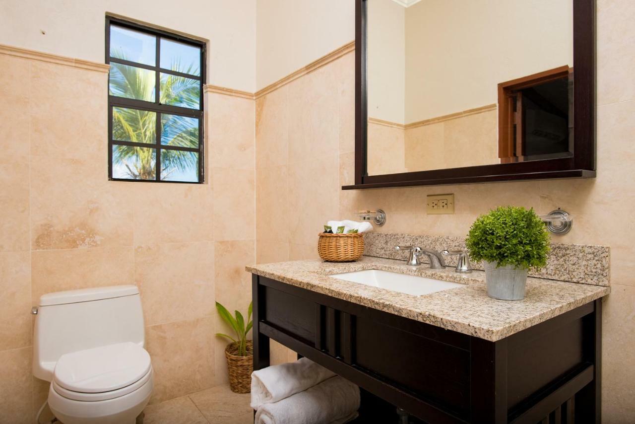 Bayview Vacation Apartments Spanish Town Esterno foto