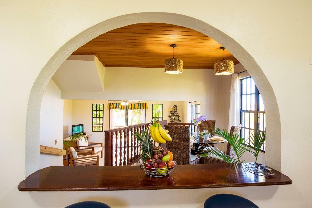 Bayview Vacation Apartments Spanish Town Esterno foto